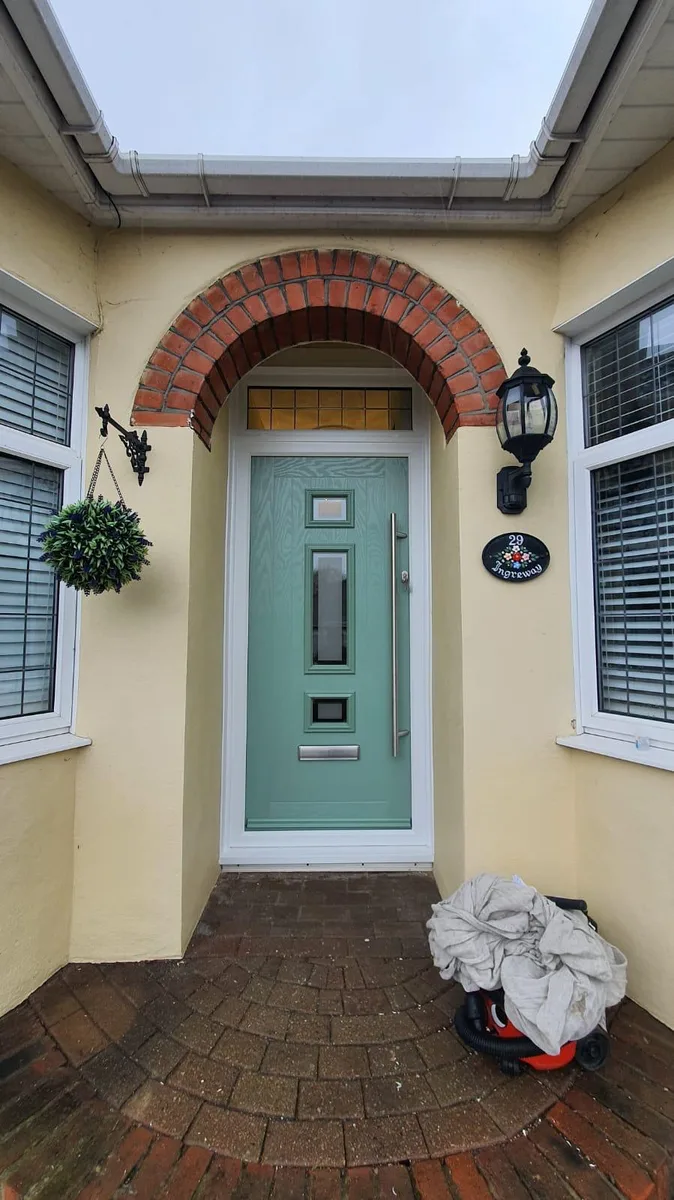 Chartwell Green Composite Doors, exterior view installed in Chigwell by Cii Double Glazing
