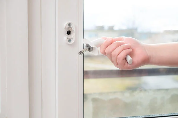 Handles and hardware repairs main graphic created for Cii Double Glazing